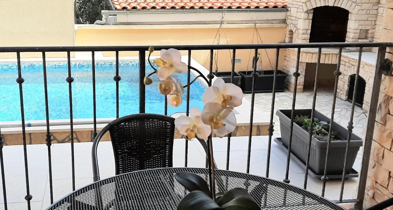 Traumferienwohnung Mit Privatem Pool & Gemuetlicher Grillecke Am Meer, Kroatien, Istrien, Liznjan Bei Medulin - Bester Urlaub An Der Adria, Fuer Paare Eksteriør billede